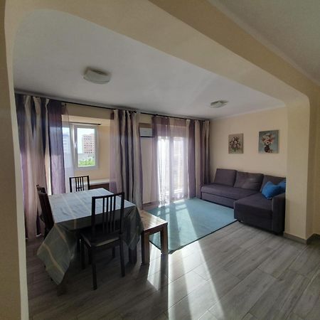 Apartamento Luminoso Y Acogedor Con Vista Al Mar Кулера Екстериор снимка